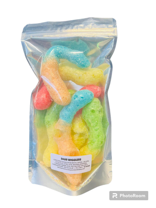 Freeze Dried Giant Sour Gummy Worms